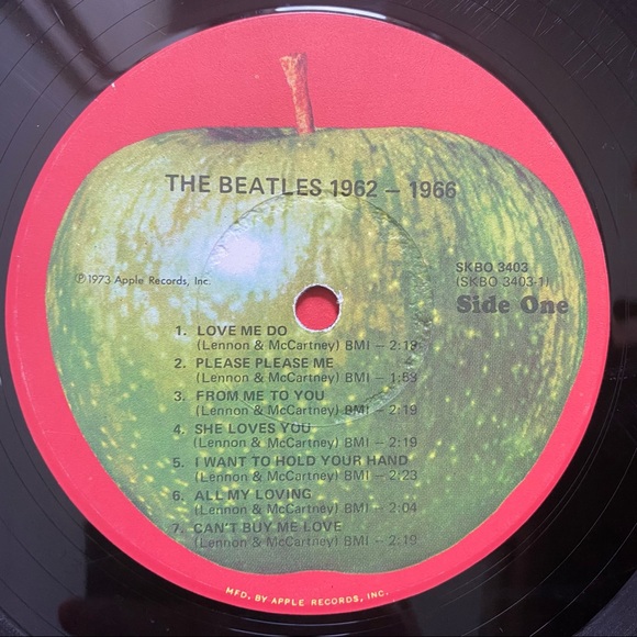 The Beatles 1962-1966 Vinyl Record - Picture 10 of 16